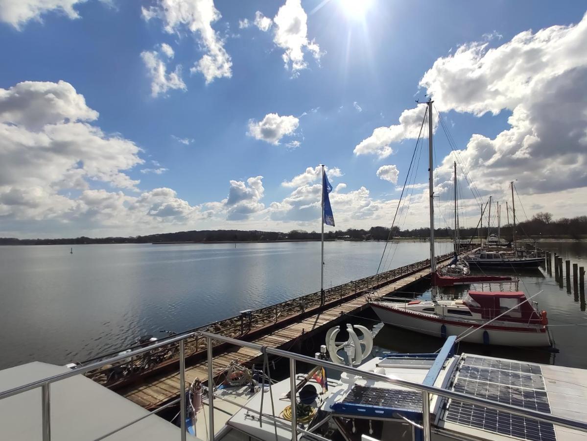Hausboot Hilja Hotel Schleswig Exterior photo