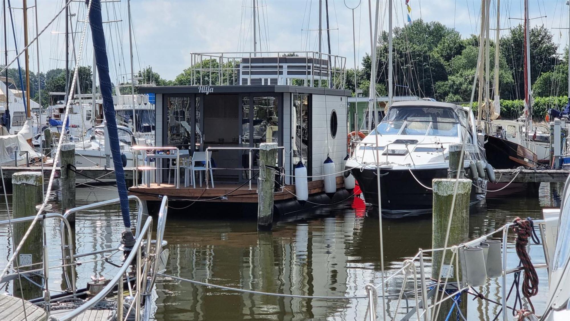 Hausboot Hilja Hotel Schleswig Exterior photo